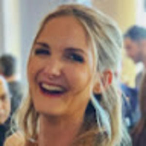 Meet your Posher, Gillian